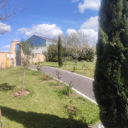 Charmante Maison Pres Du Futuroscope