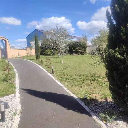 Vakantiehuis Charmante Maison Pres Du Futuroscope